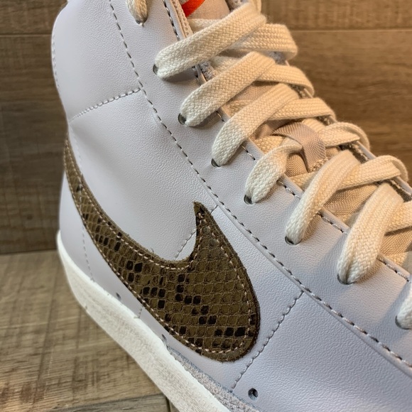 Nike Blazer Mid ‘77 Vintage Grey Reptile - Picture 6 of 6
